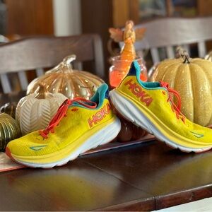 💛Hoka 💛Neon Yellow Running Shoes. 
Equivalent to Women’s size 8❣️